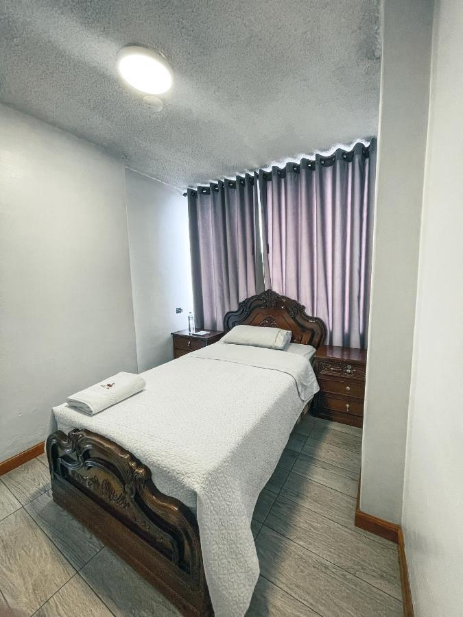 Hotel Cisne Cuenca Esterno foto